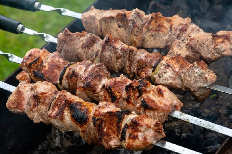 Kebab, türkisches Essen, saftiges Fleisch